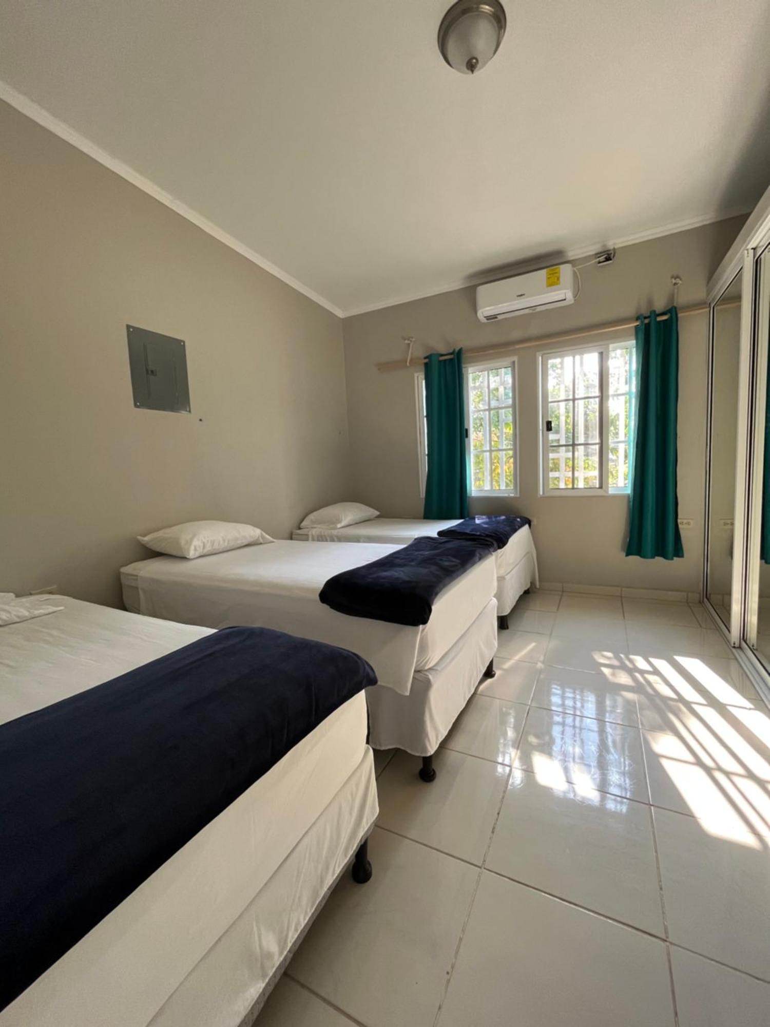 Mangohosting Hotel Comayagua Luaran gambar
