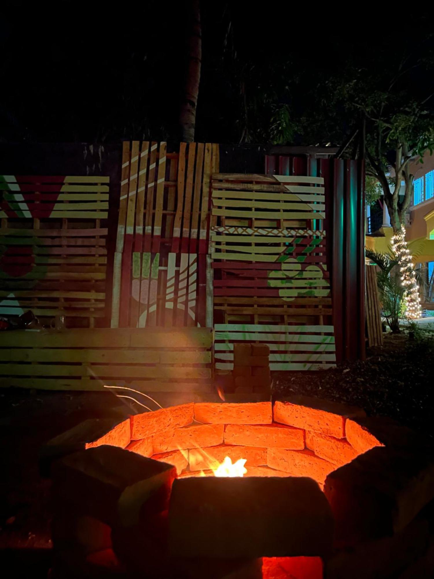 Mangohosting Hotel Comayagua Luaran gambar