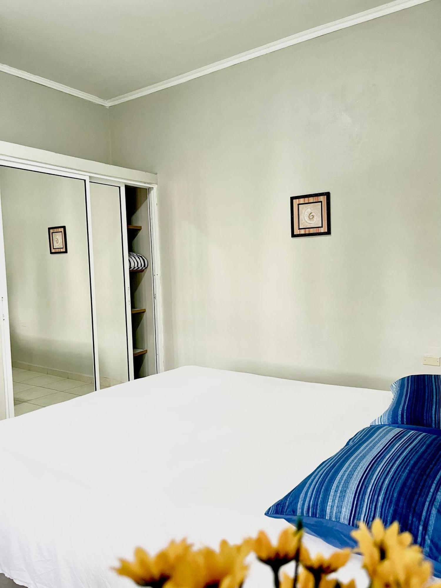 Mangohosting Hotel Comayagua Luaran gambar