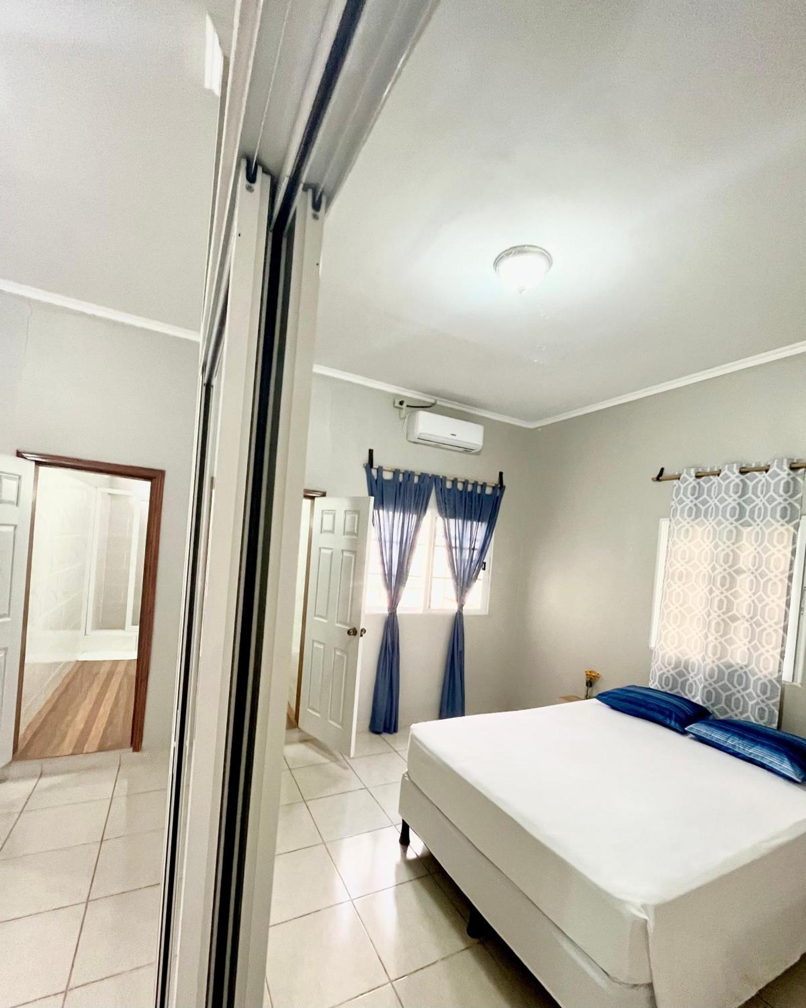 Mangohosting Hotel Comayagua Luaran gambar